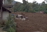 Kondisi tanah longsor di Dukuh Situkung, Desa Pandanarum, Kecamatan Pandanarun, Kabupaten Banjarnegara.