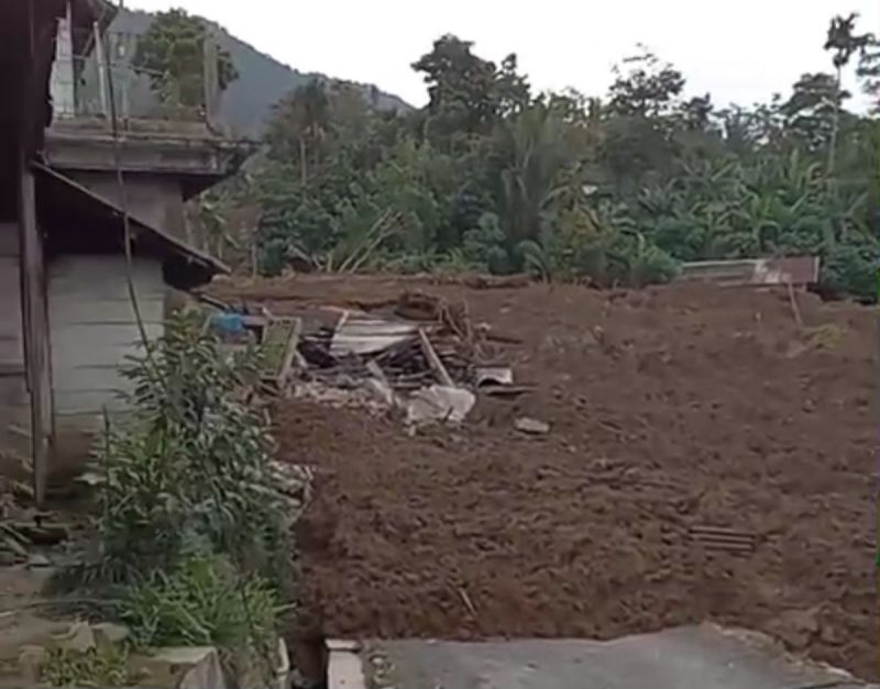 Kondisi tanah longsor di Dukuh Situkung, Desa Pandanarum, Kecamatan Pandanarun, Kabupaten Banjarnegara.