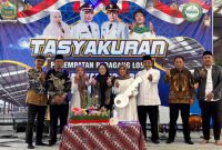 Bupati Banjarnegara, dr. Amalia Desiana, meresmikan pasar Karangkobar paskah kebakaran pada tahun 2024 lalu.