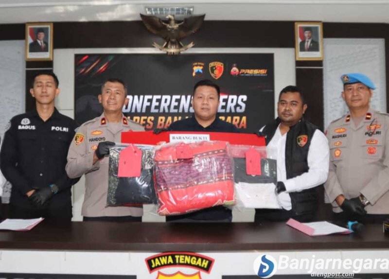 Polres Banjarnegara menggelar pers rilis kasus pencabulan terhadap santriwati.